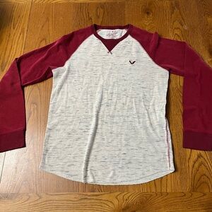 American Eagle Outfitters Red and White Thermal Shirt